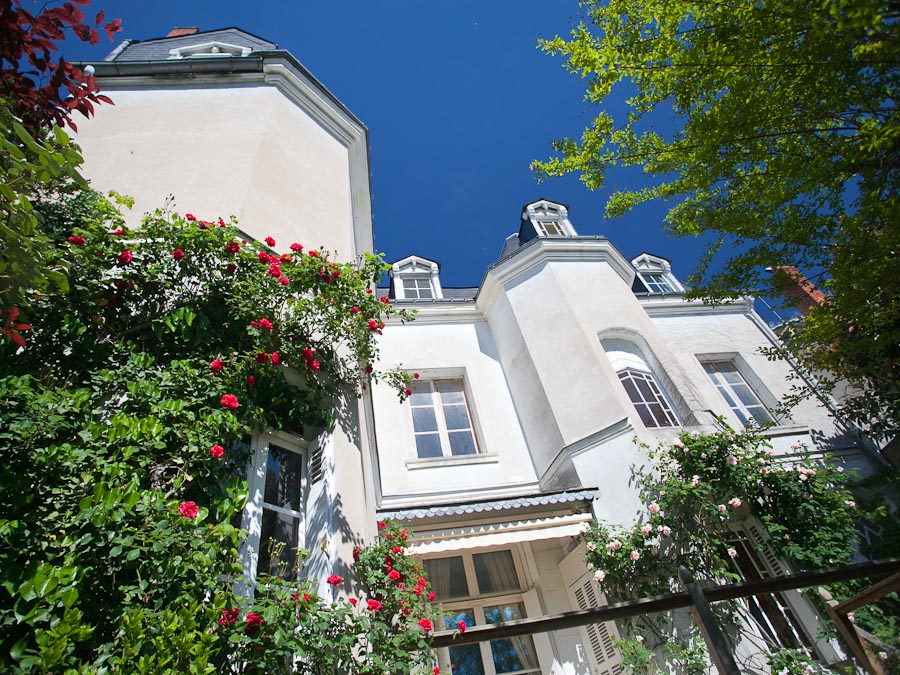 La Maison Jules, destination wedding venue in 37000 Tours, France