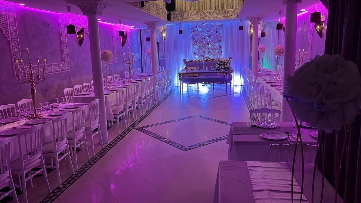 La Table Fleurie — destination wedding venue in 93100 Montreuil, France
