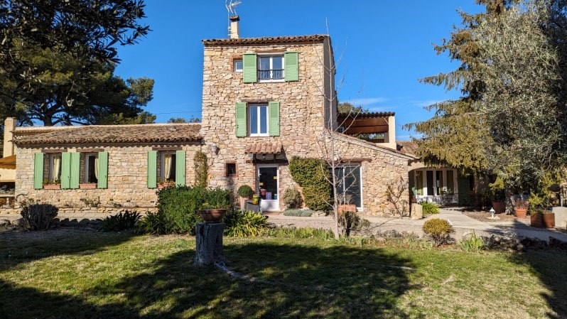 La Vieille Bastide — destination wedding venue in 83780 Flayosc, France