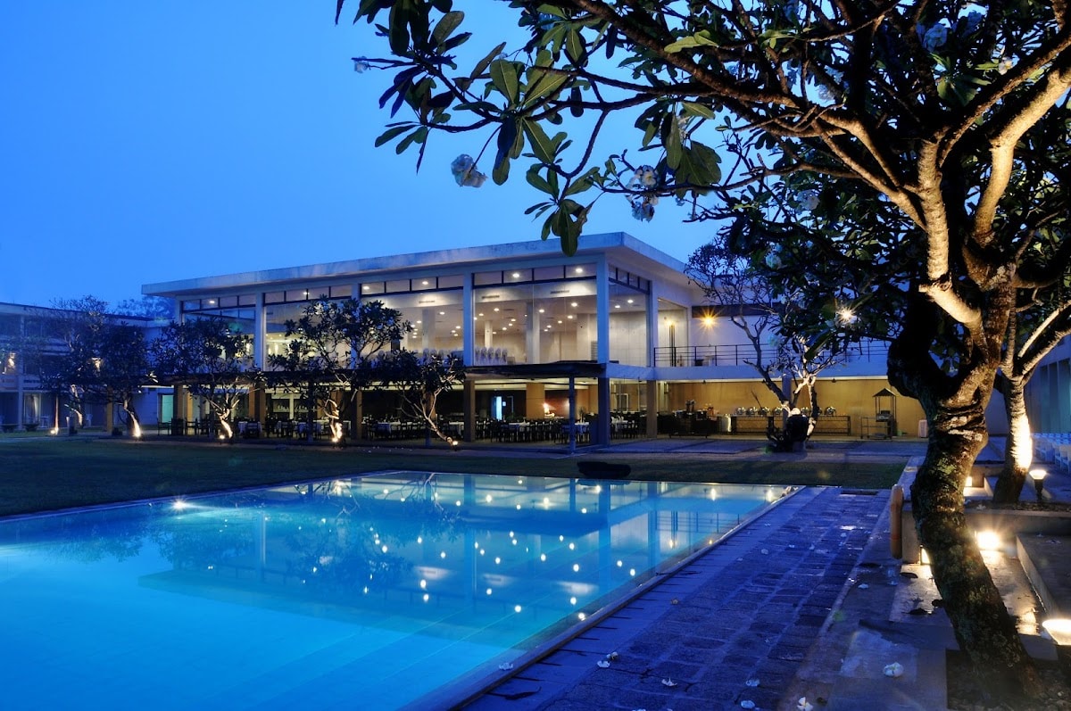 Pegasus Reef Hotel — destination wedding venue in Wattala, Sri Lanka