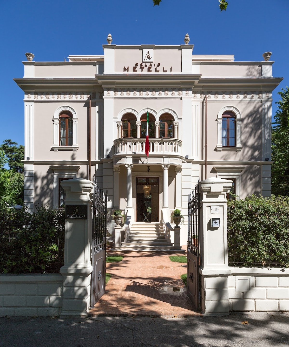 Relais Metelli — destination wedding venue in 06034 Foligno PG, Italy