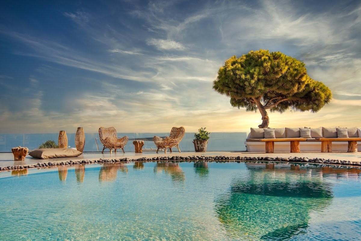 San Marino Suites — destination wedding venue in Thira 847 00, Greece