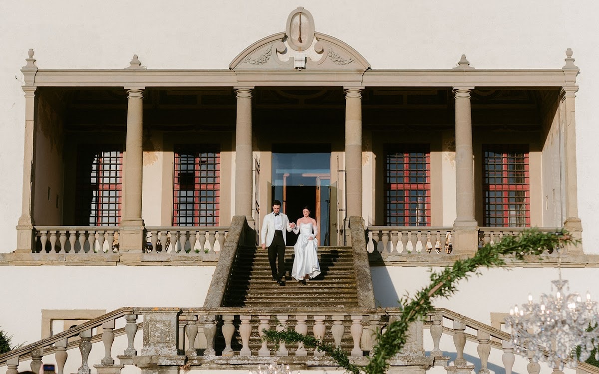 Alba Wedding Lighting — wedding planner in Sinalunga, Italy