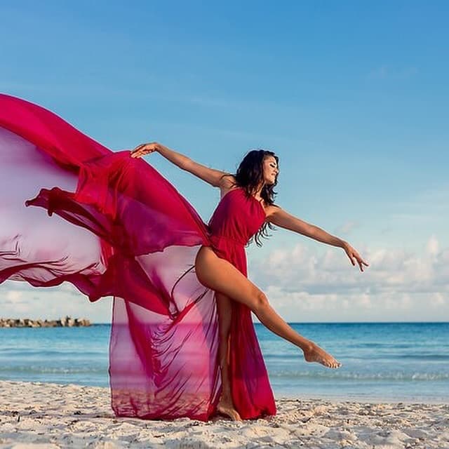 CANCUN FLYING DRESS PHOTOSHOOT PRO ART PHOTOGRAPHERS — wedding photographer in Cancun