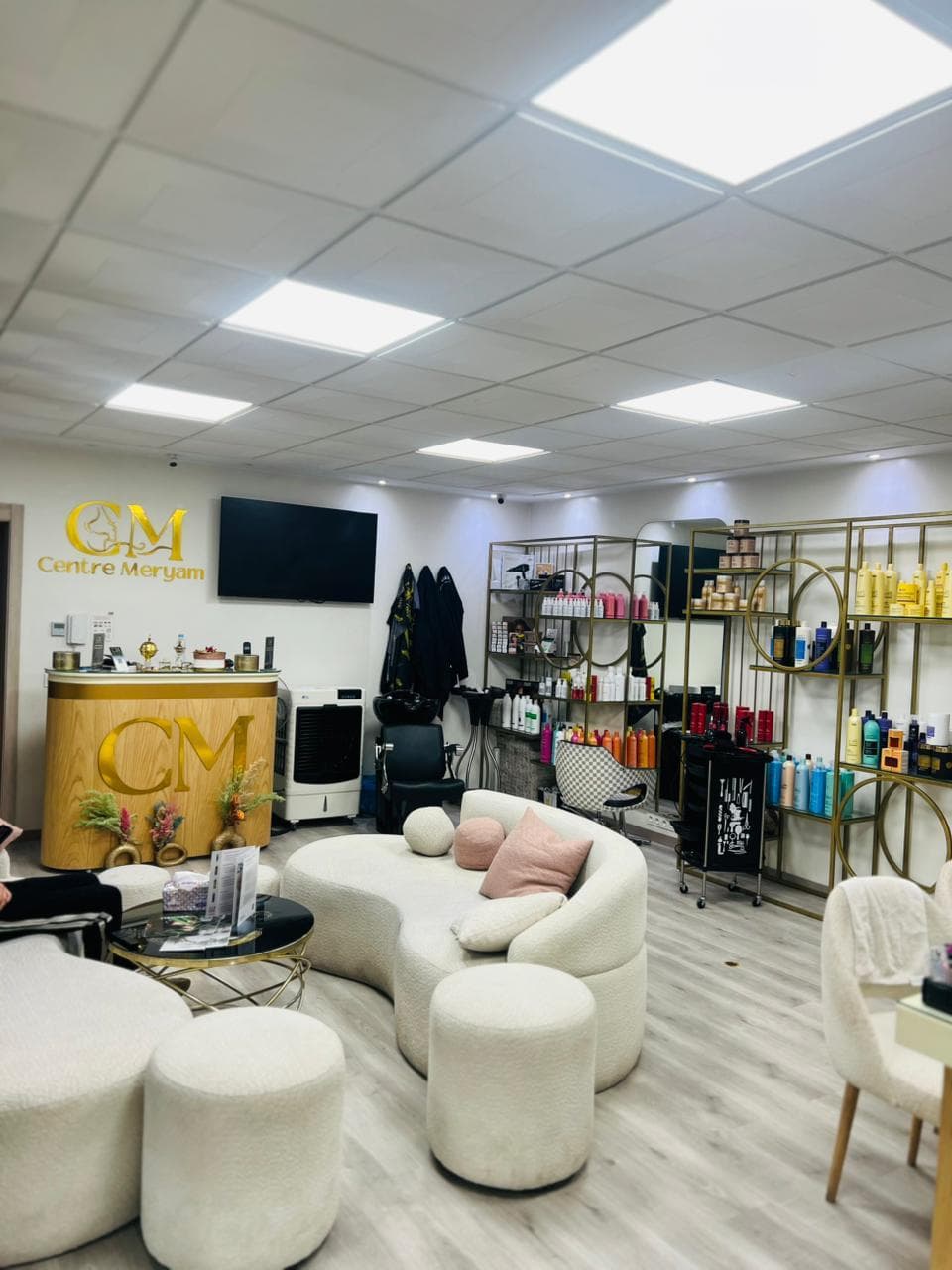 Centre Meryem – Salon de Coiffure & Esthétique Marrakech, wedding planner in Marrakech
