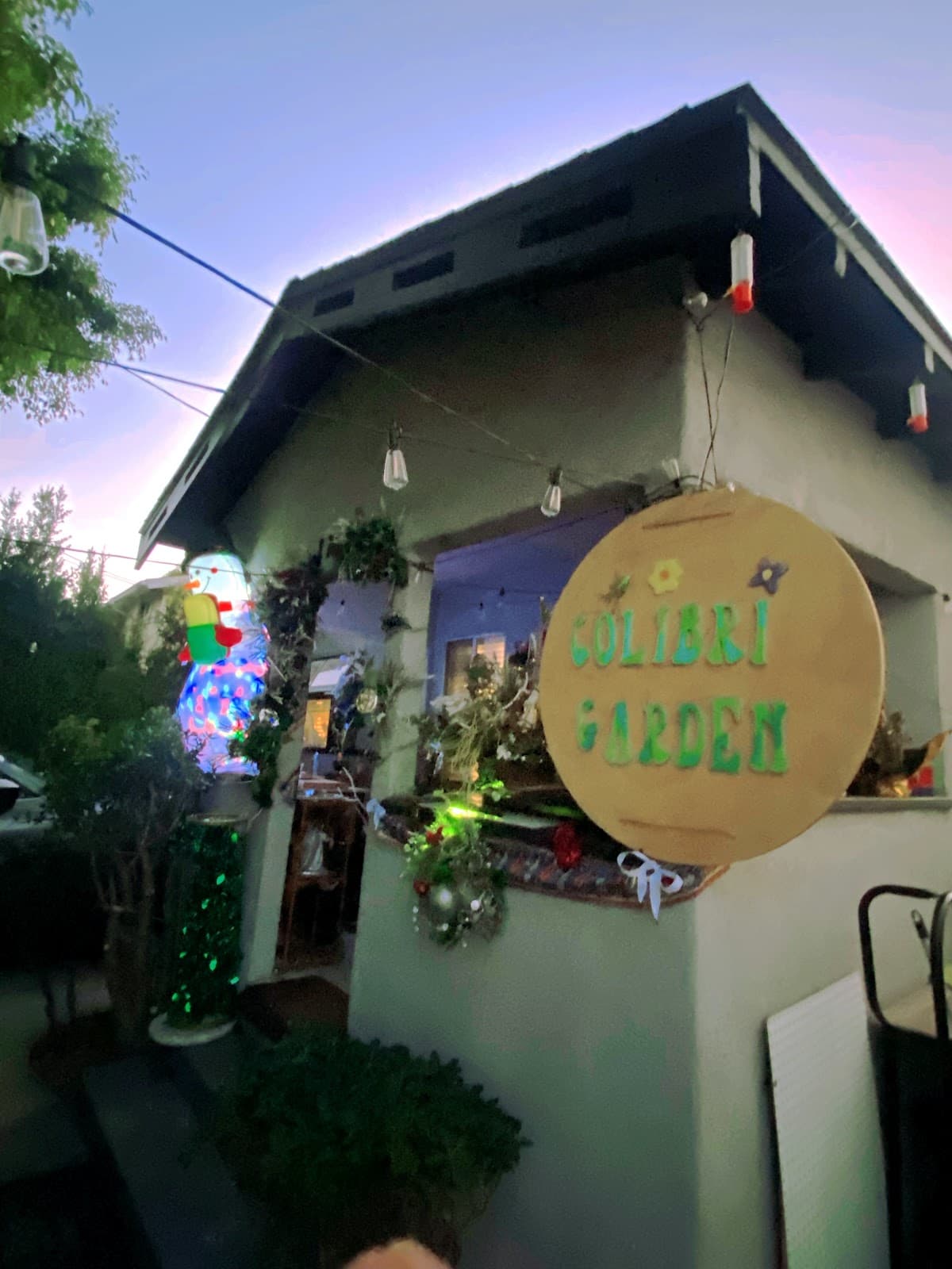 Colibri Garden Floral Design and Gift Shop — wedding florist in Los Angeles