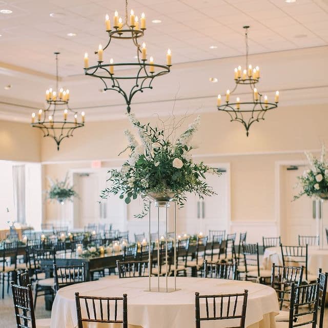 Creech's Florist — wedding florist in Charleston