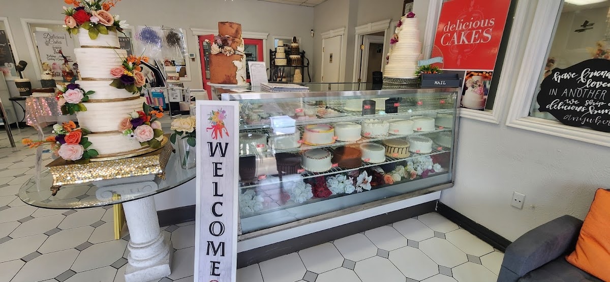 Delicious Cakes — wedding cake_bakery in Dallas