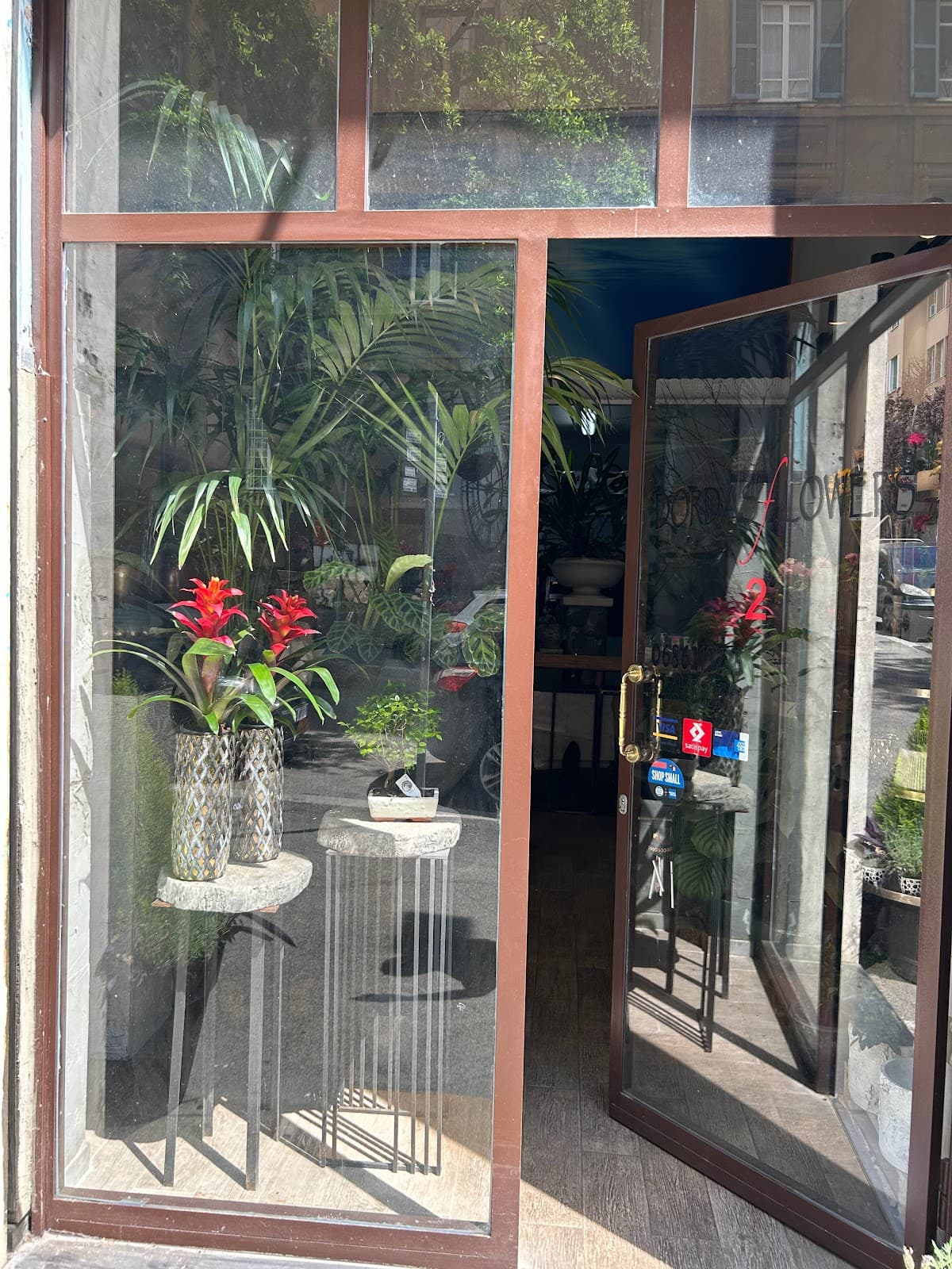 Dordas Flowers 2 — wedding florist in Rome