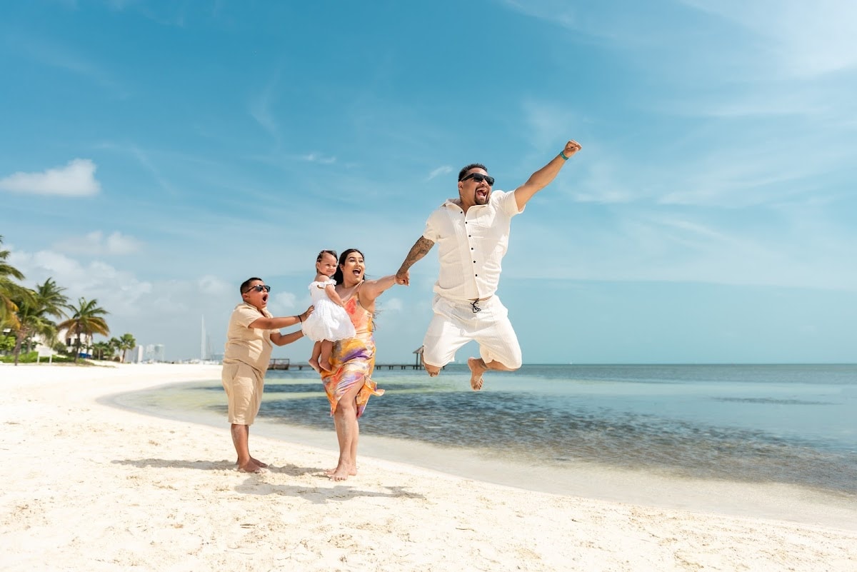 Estudio Fotográfico 11:11 Cancún — wedding photographer in Cancun