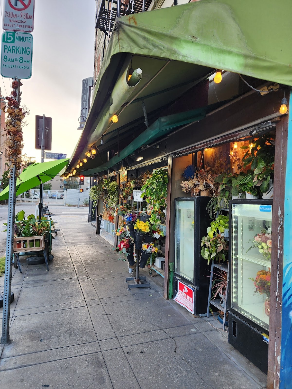 Floral Art By Mia — wedding florist in Los Angeles