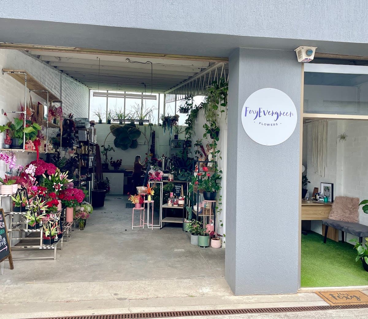 Foxy Evergreen — wedding florist in Melbourne