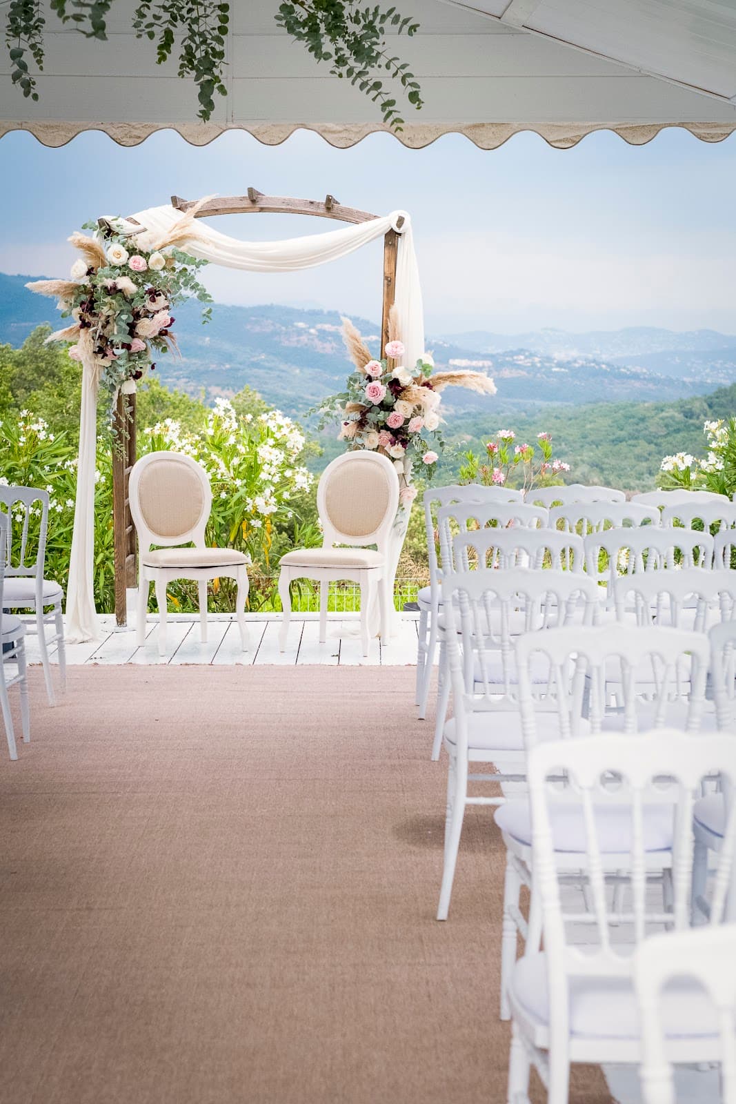 Le Mas Des Bartavelles: wedding planner in French Riviera