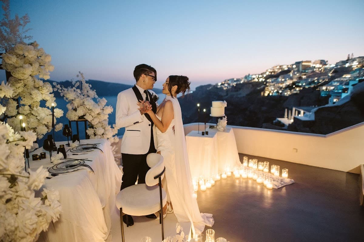 Lifetime Affair Santorini — wedding planner in Santorini