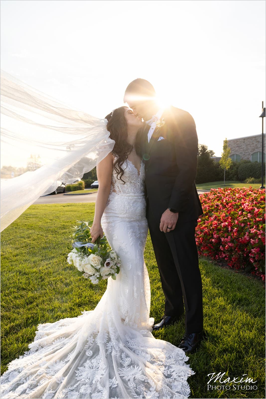 MAXIM PHOTO STUDIO — wedding photographer in Nashville