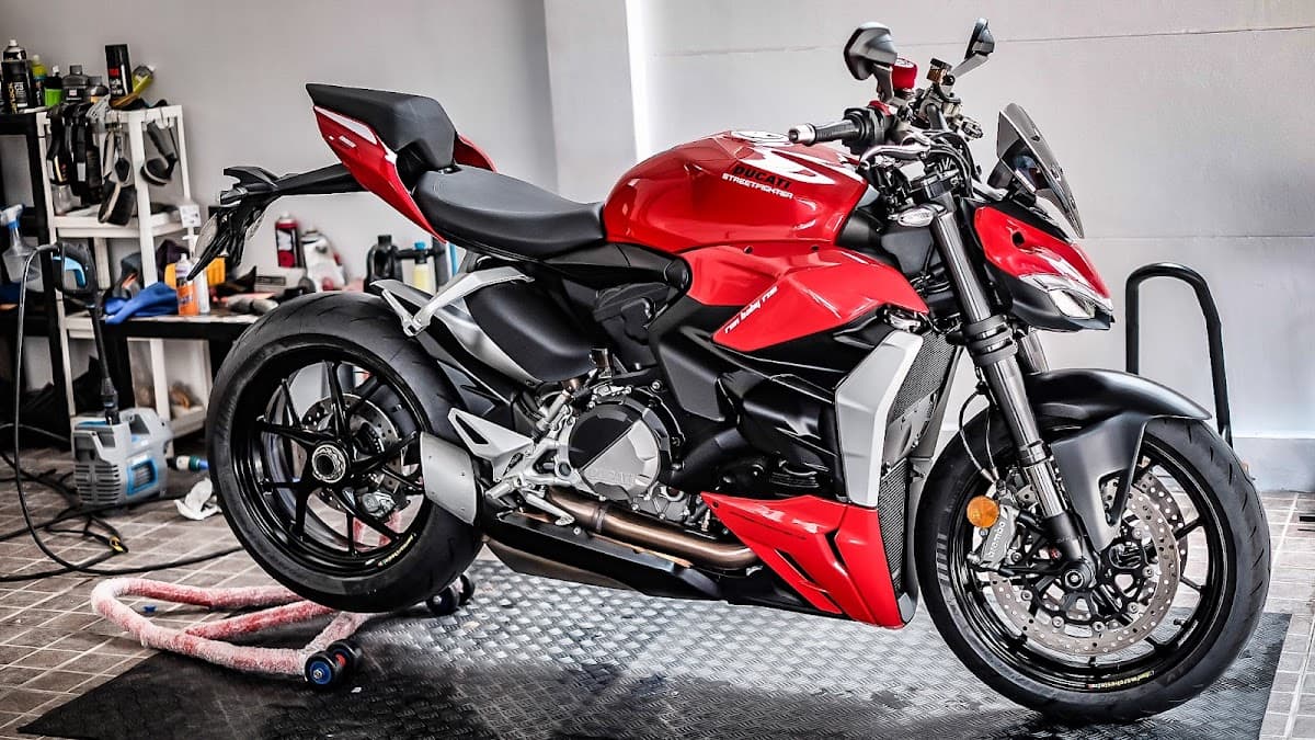 MP Home Studio — wedding photographer in Phuket