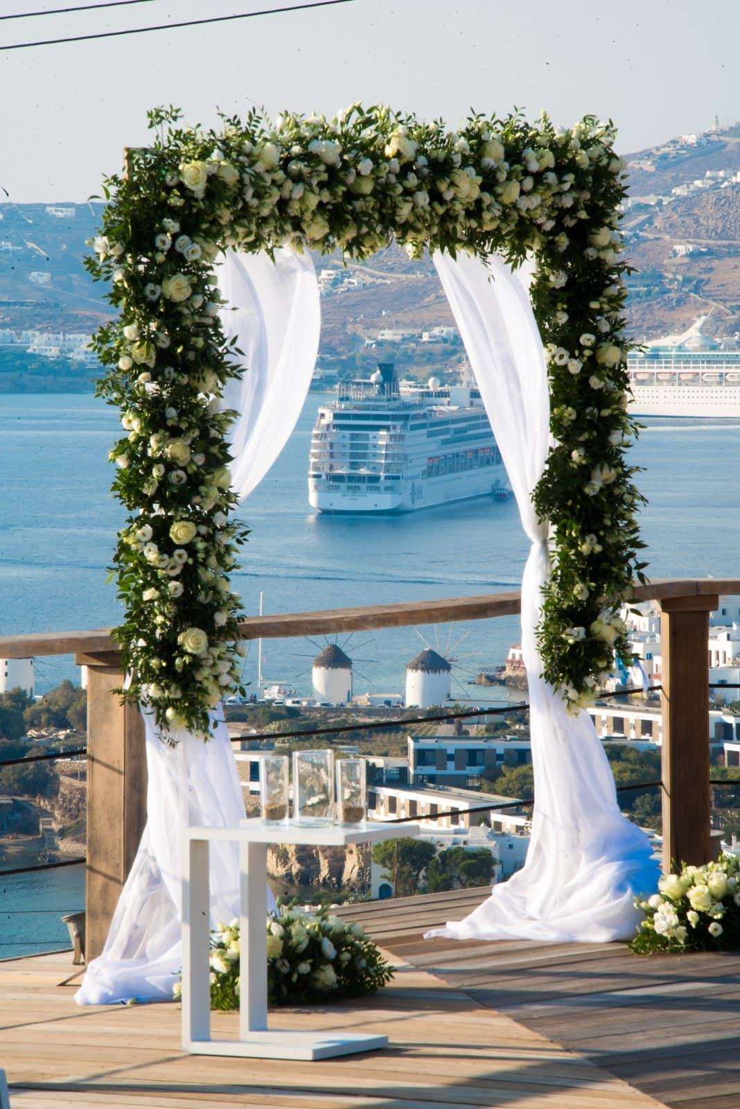 Mykonos Proposals by Tharroe: wedding planner in Mykonos