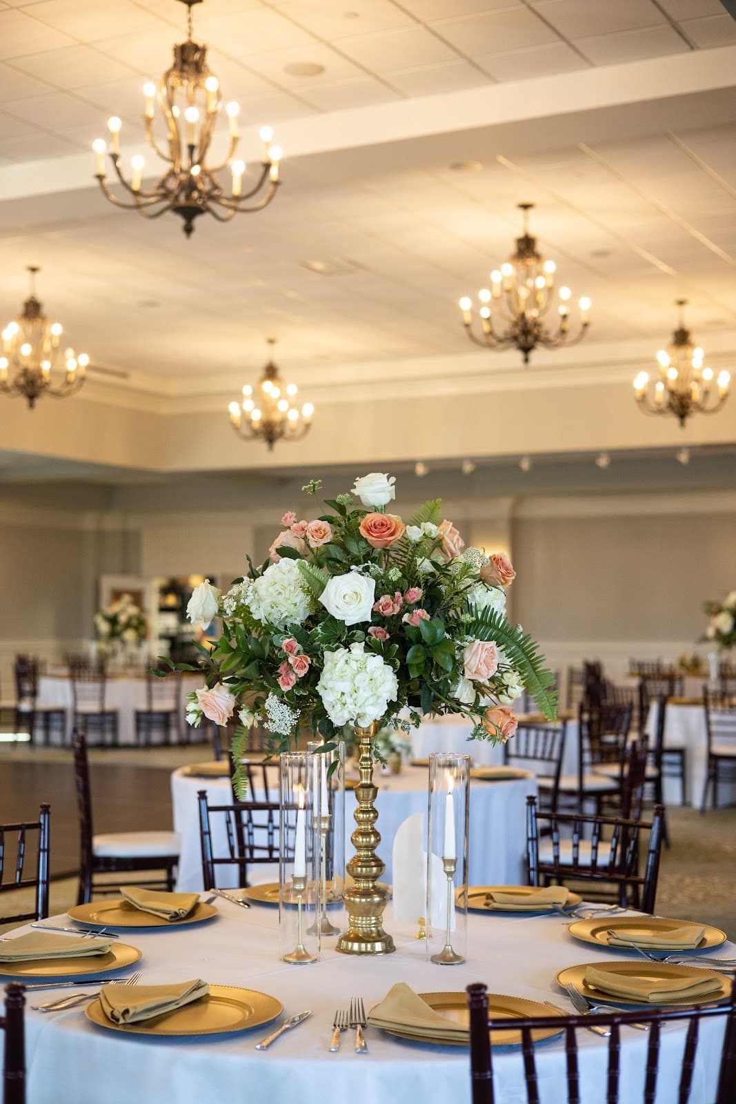 Palmetto Bloom — wedding florist in Charleston