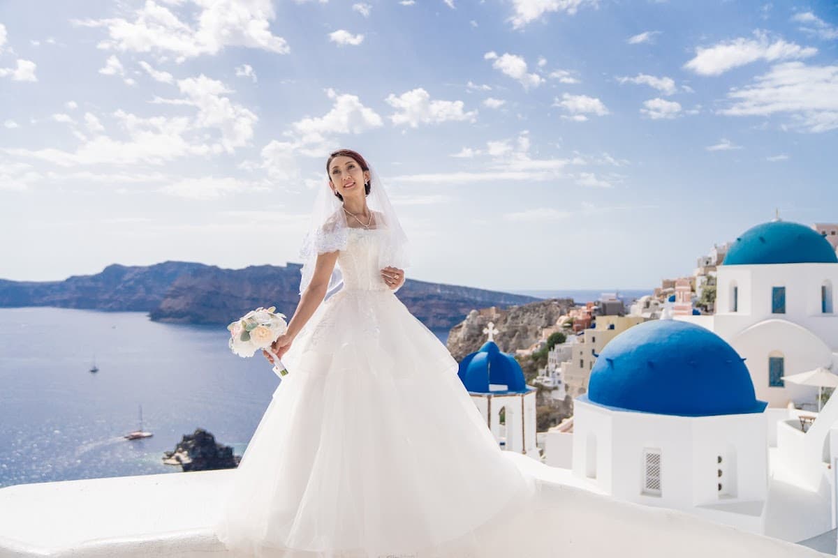 Sadiraj Photography - Santorini Flying Dress: wedding photographer in Santorini