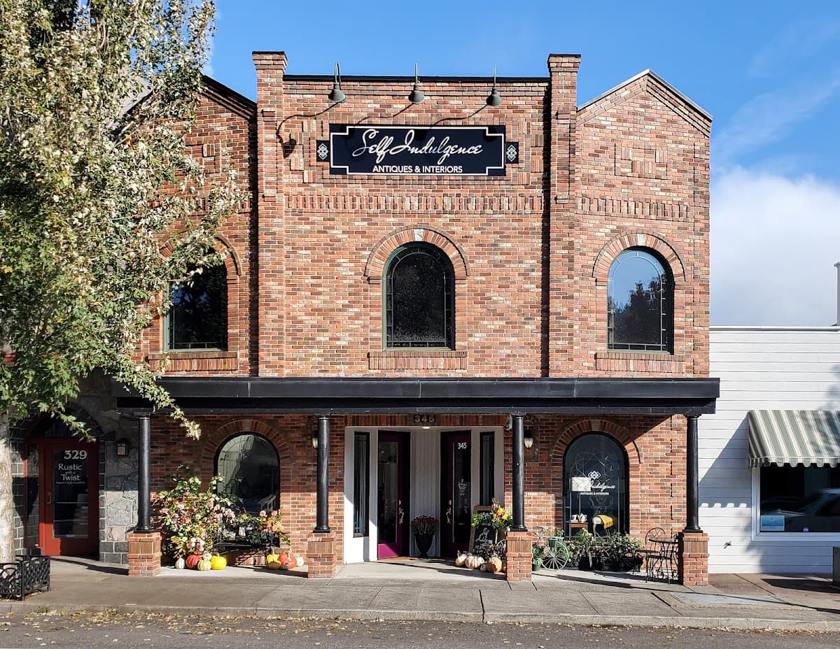 Self Indulgence In Bloom — wedding florist in Portland