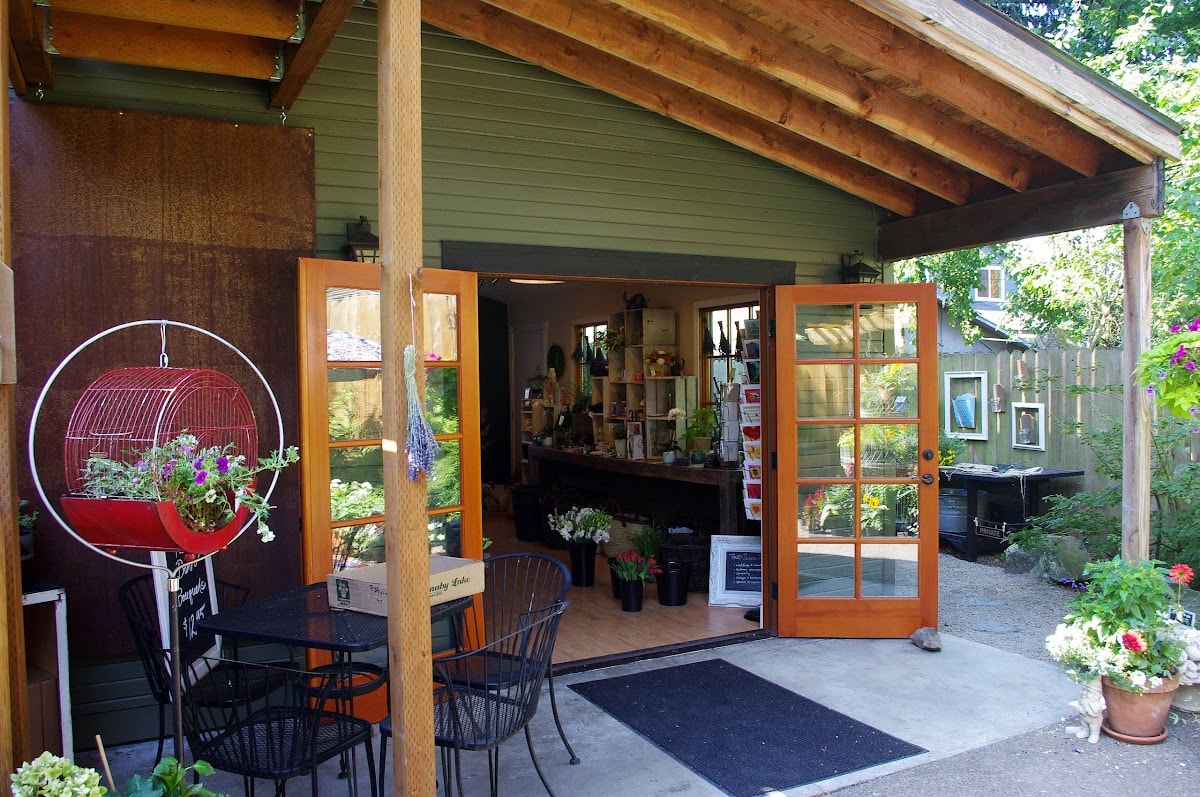 Sellwood Flower Company — wedding florist in Portland
