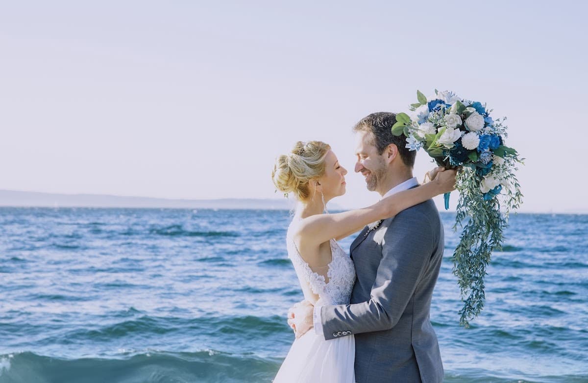 SFV STUDIO — wedding photographer in Seattle