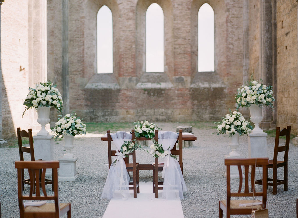 SK Travel Privé - Simona Kocúrová — wedding florist in Florence