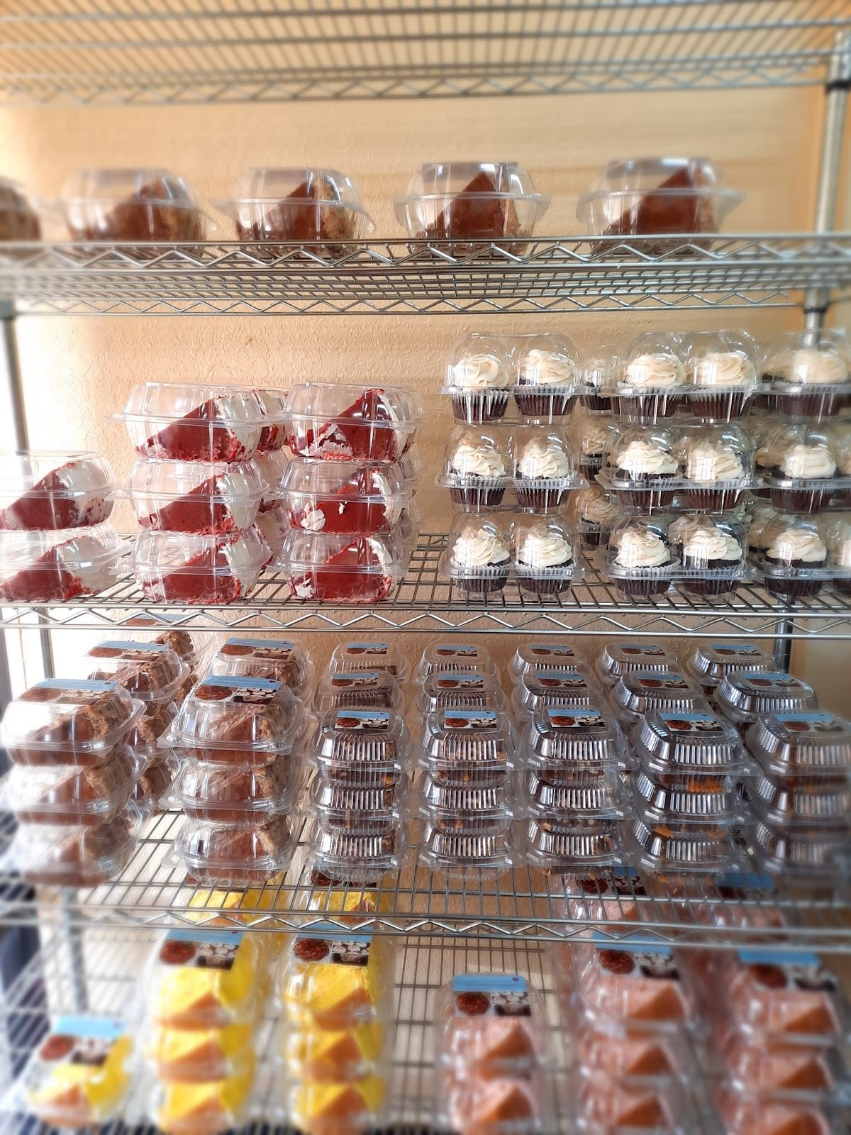 Two Sisters Sweet Creations — wedding cake_bakery in Dallas