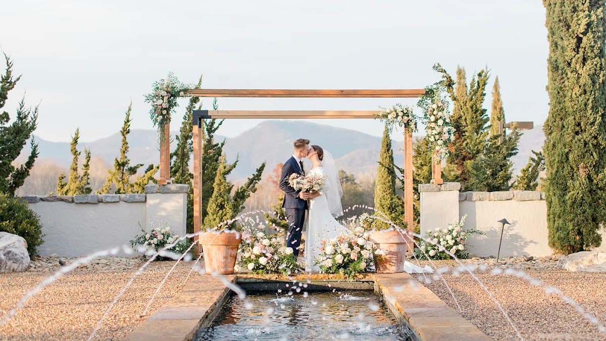 Wedding Planner - Firefly Weddings & Events — wedding planner in Charleston