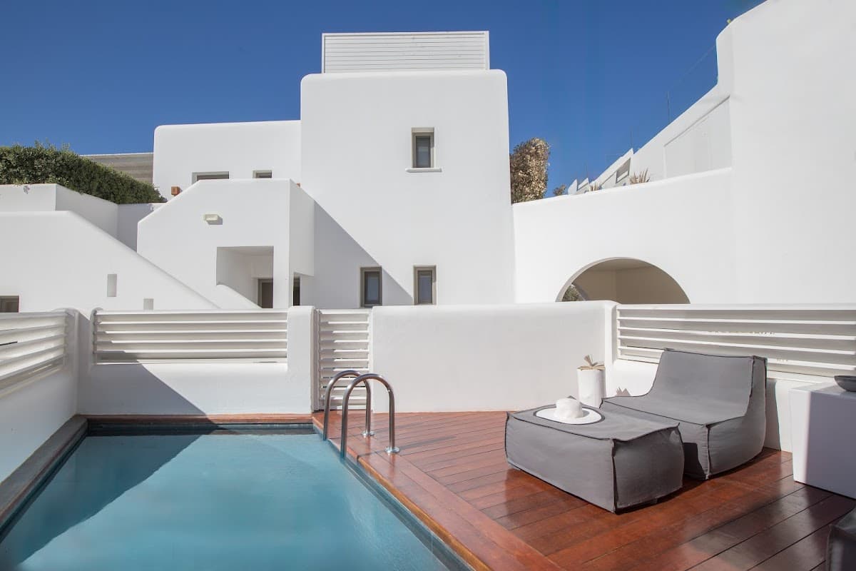 18 Grapes Hotel Naxos: destination wedding venue in Agios Prokopios 843 00, Greece