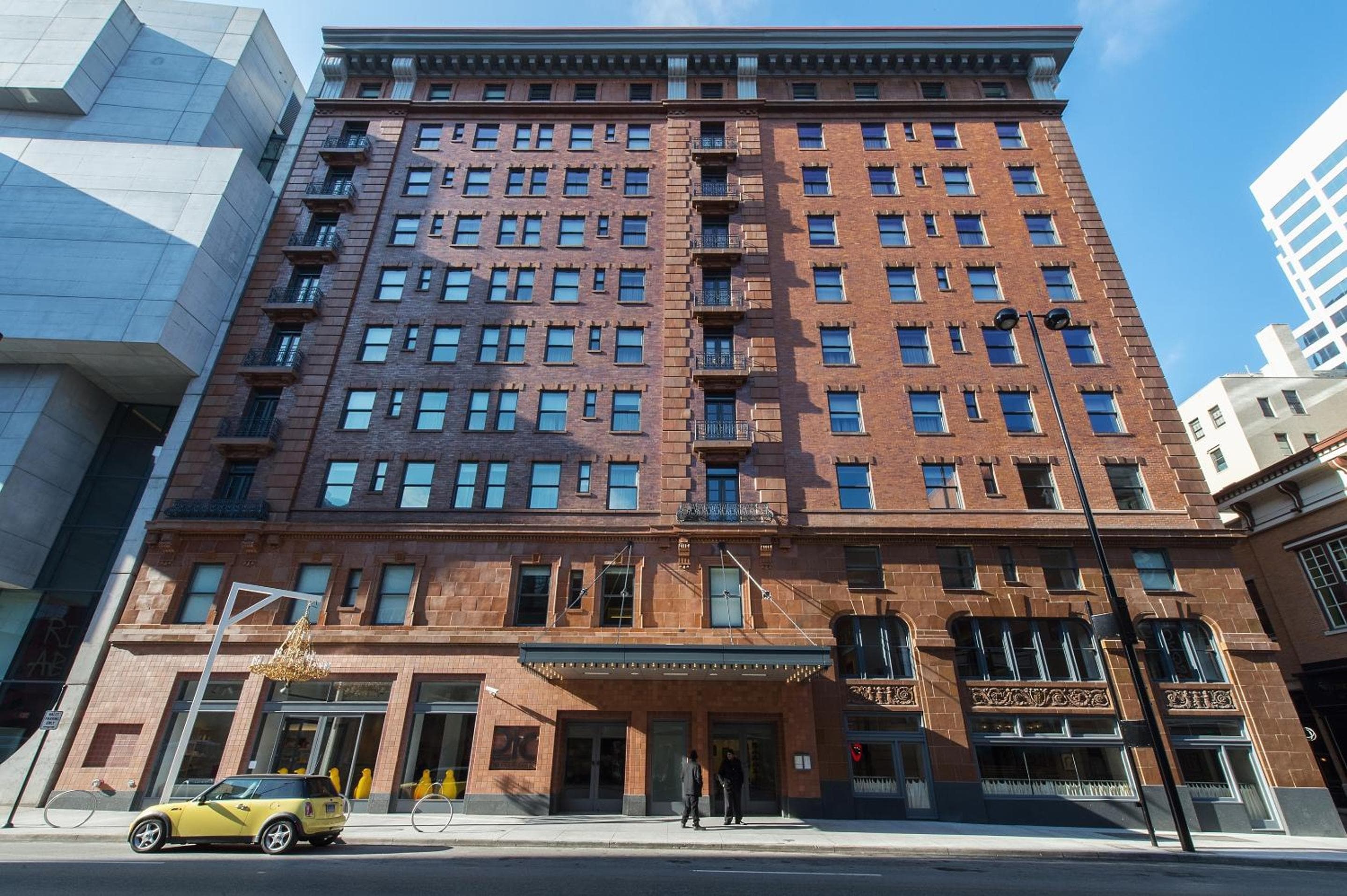 21c Museum Hotel Cincinnati, wedding venue in Cincinnati, United States