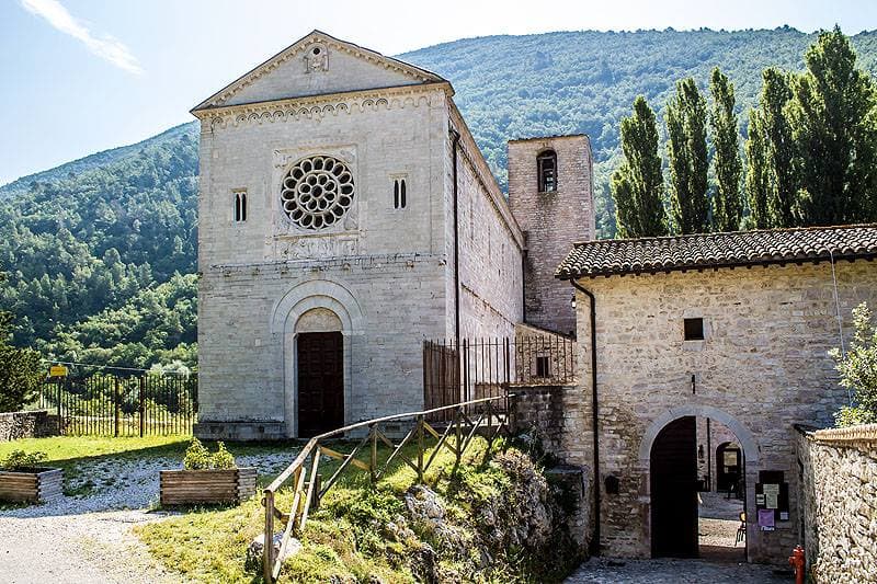 Abbazia dei Santi Felice e Mauro: destination wedding venue in 06040 Castel San Felice PG, Italy