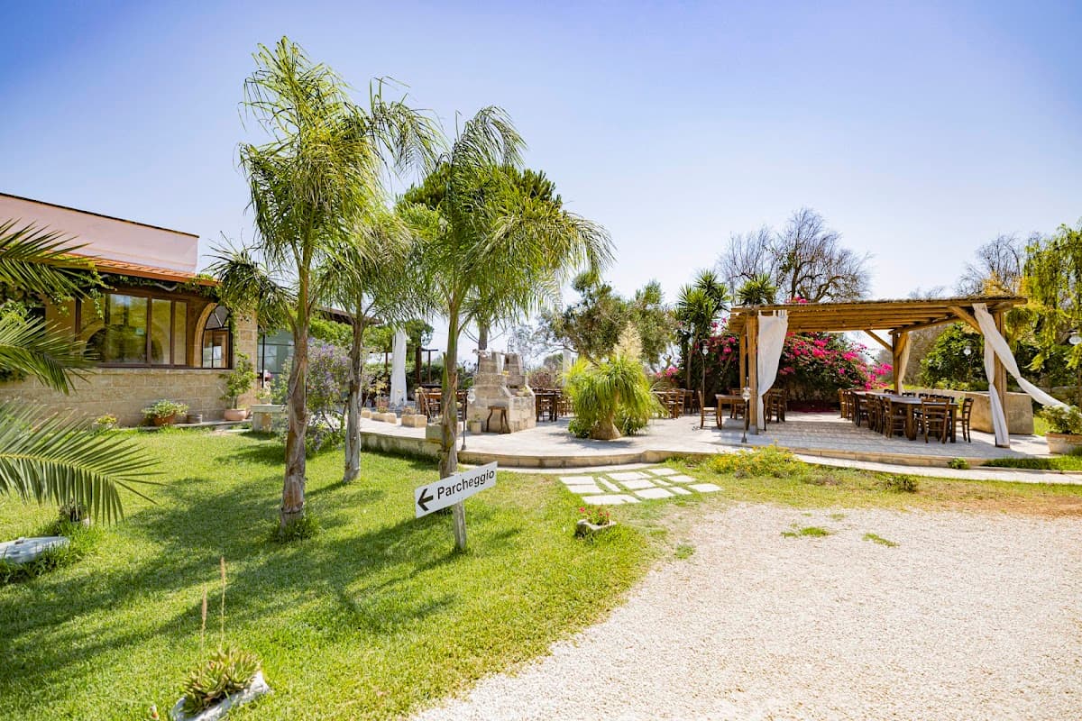 Agriturismo Le Tagliate: destination wedding venue in 73020 Uggiano la Chiesa LE, Italy