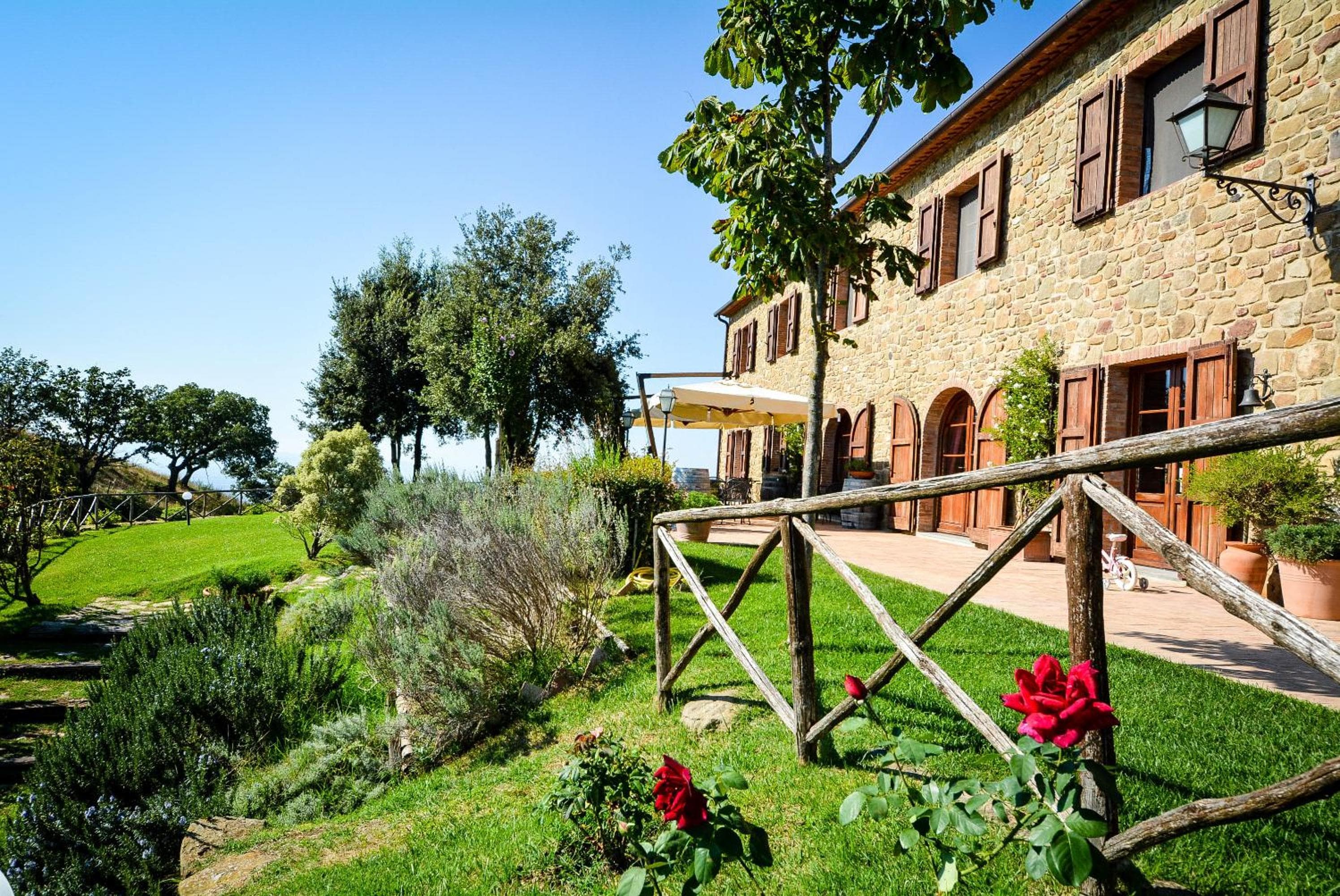 Agriturismo Podere l'Aione, wedding venue in Scansano, Italy