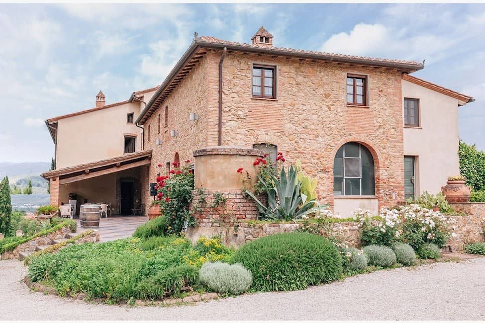 Agriturismo Poderi Arcangelo San Gimignano: destination wedding venue in 53037 San Gimignano SI, Italy