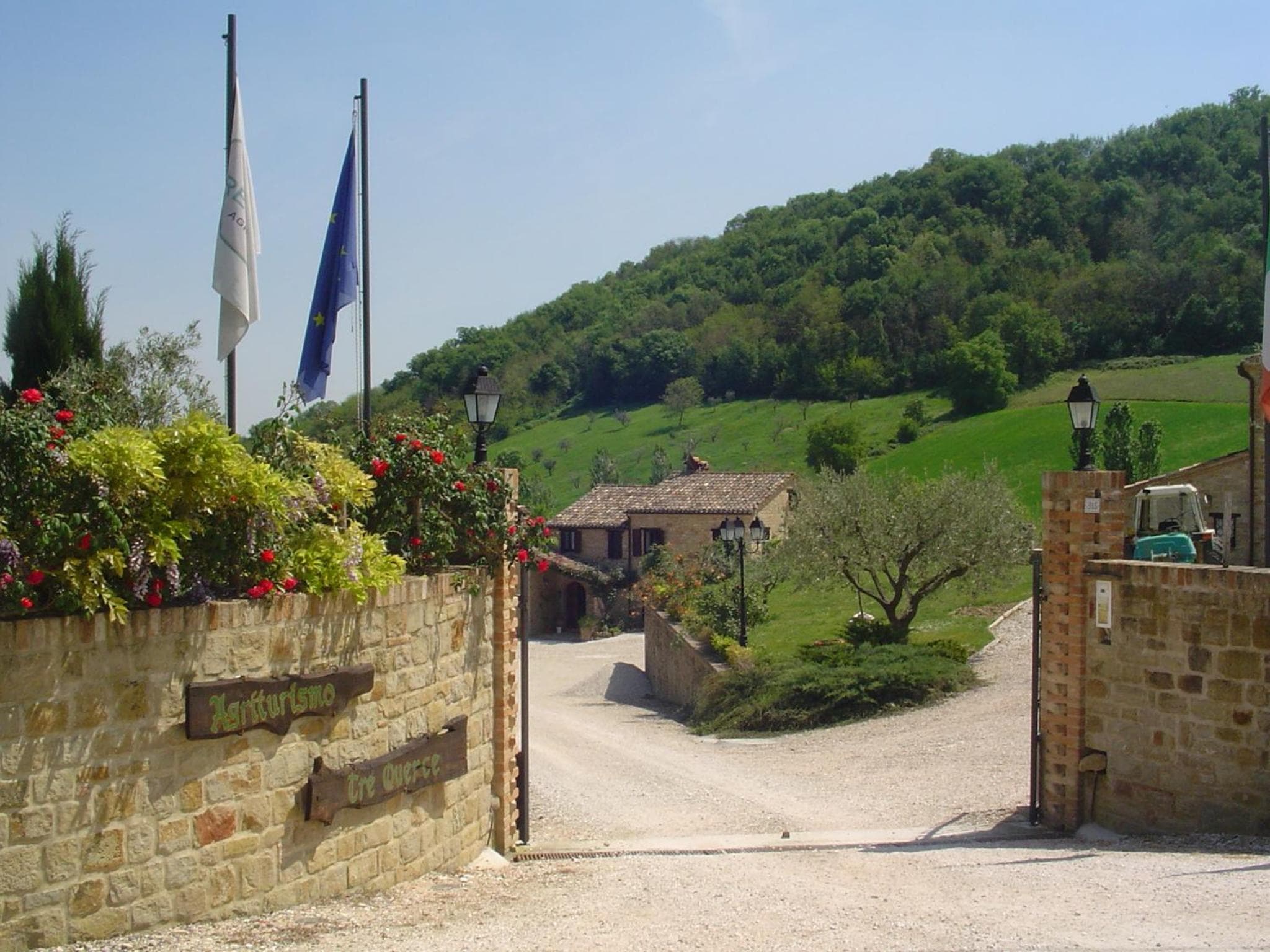 Agriturismo Tre Querce, wedding venue in Penna San Giovanni, Italy