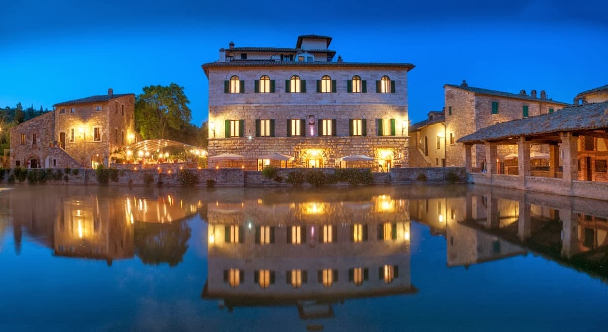 Albergo Le Terme: destination wedding venue in 53027 Bagno Vignoni SI, Italy