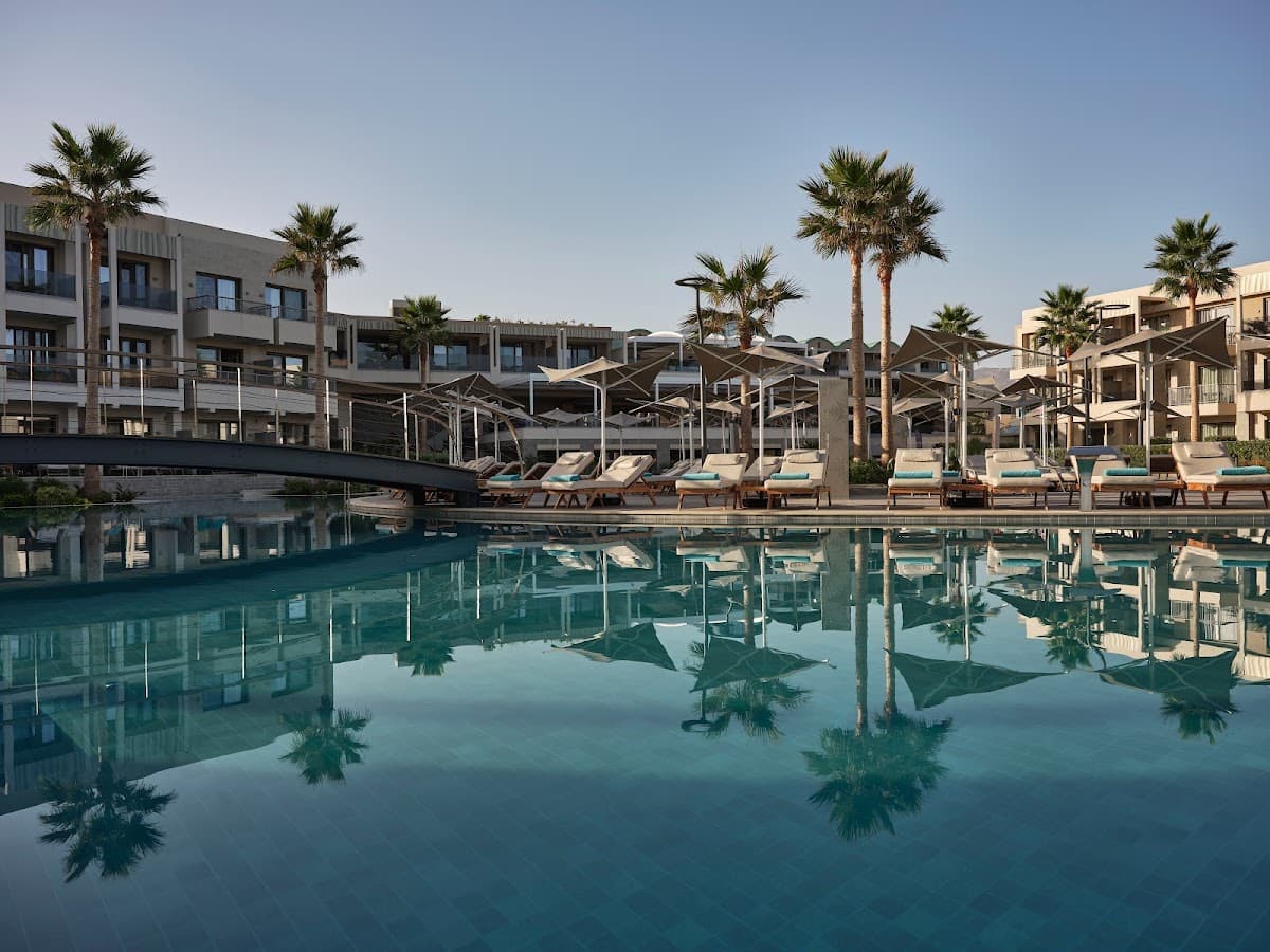 Amira Luxury Resort & Spa: destination wedding venue in Adelianos Kampos 741 50, Greece