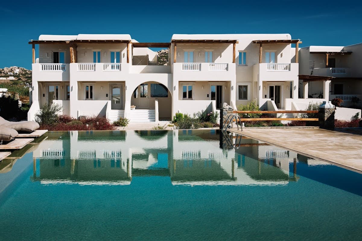 Ammothines Cycladic Suites: destination wedding venue in Plaka 843 00, Greece