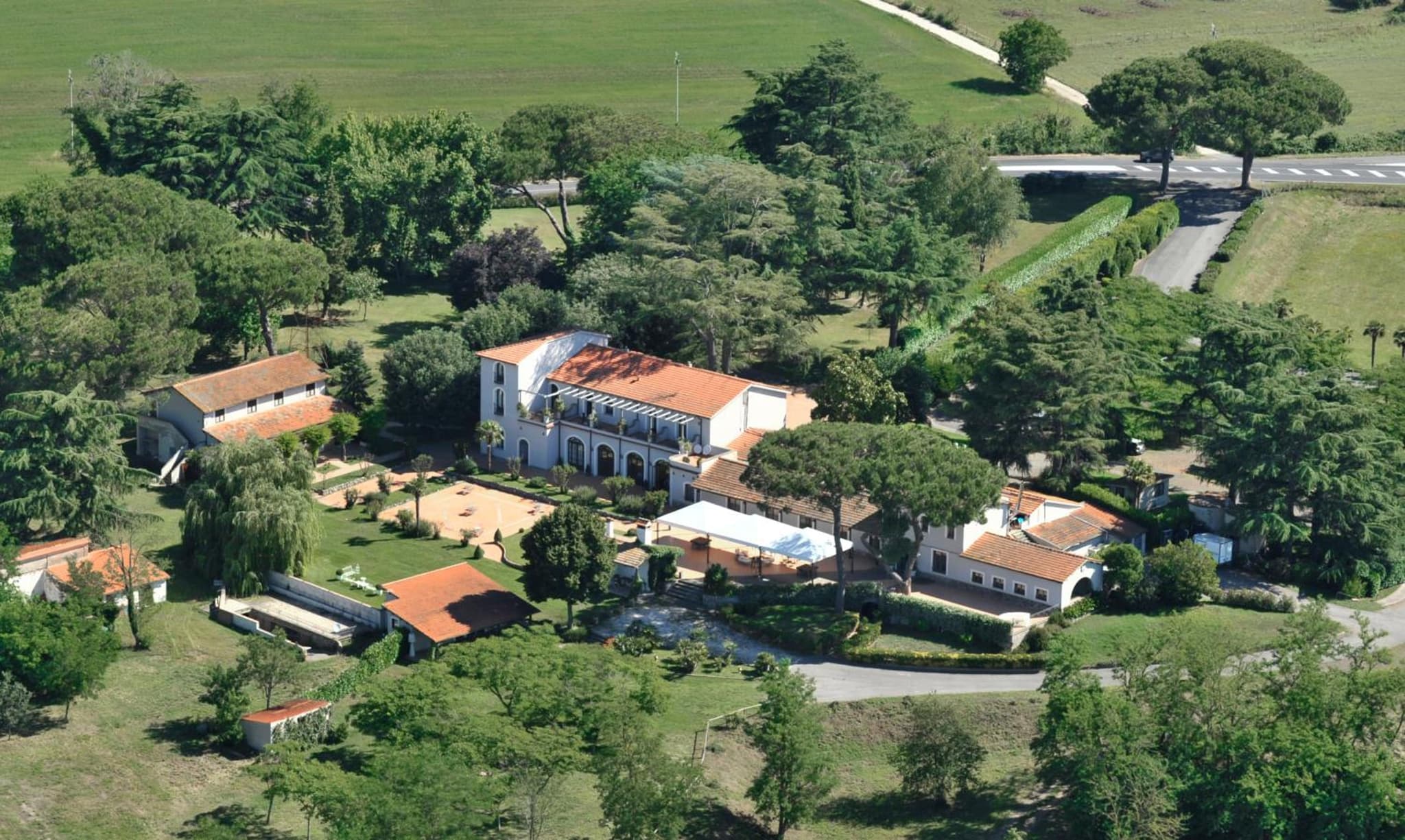 Antico Borgo di Sutri, wedding venue in Sutri, Italy