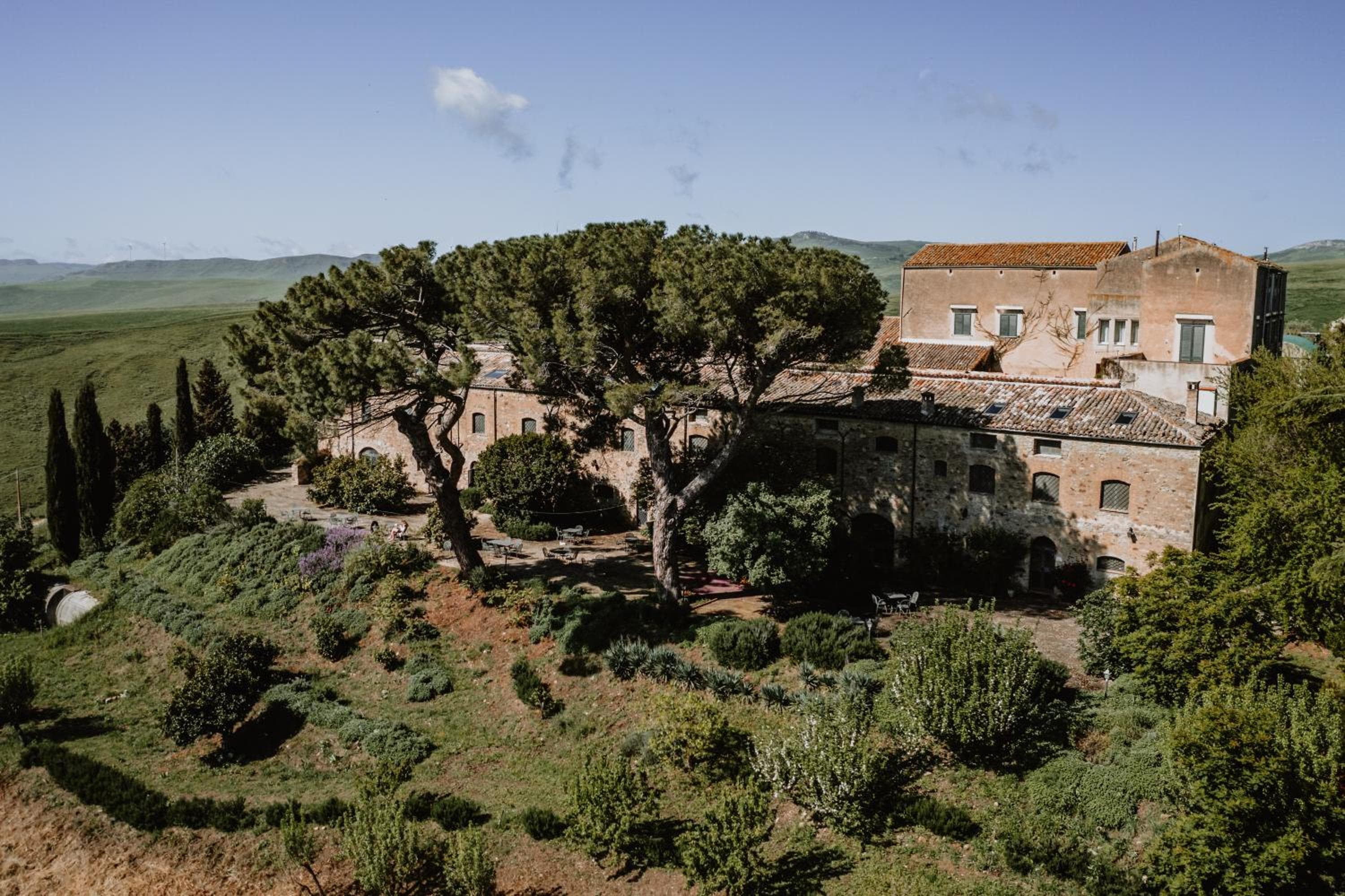 Antico Feudo San Giorgio, wedding venue in Castellana Sicula, Italy