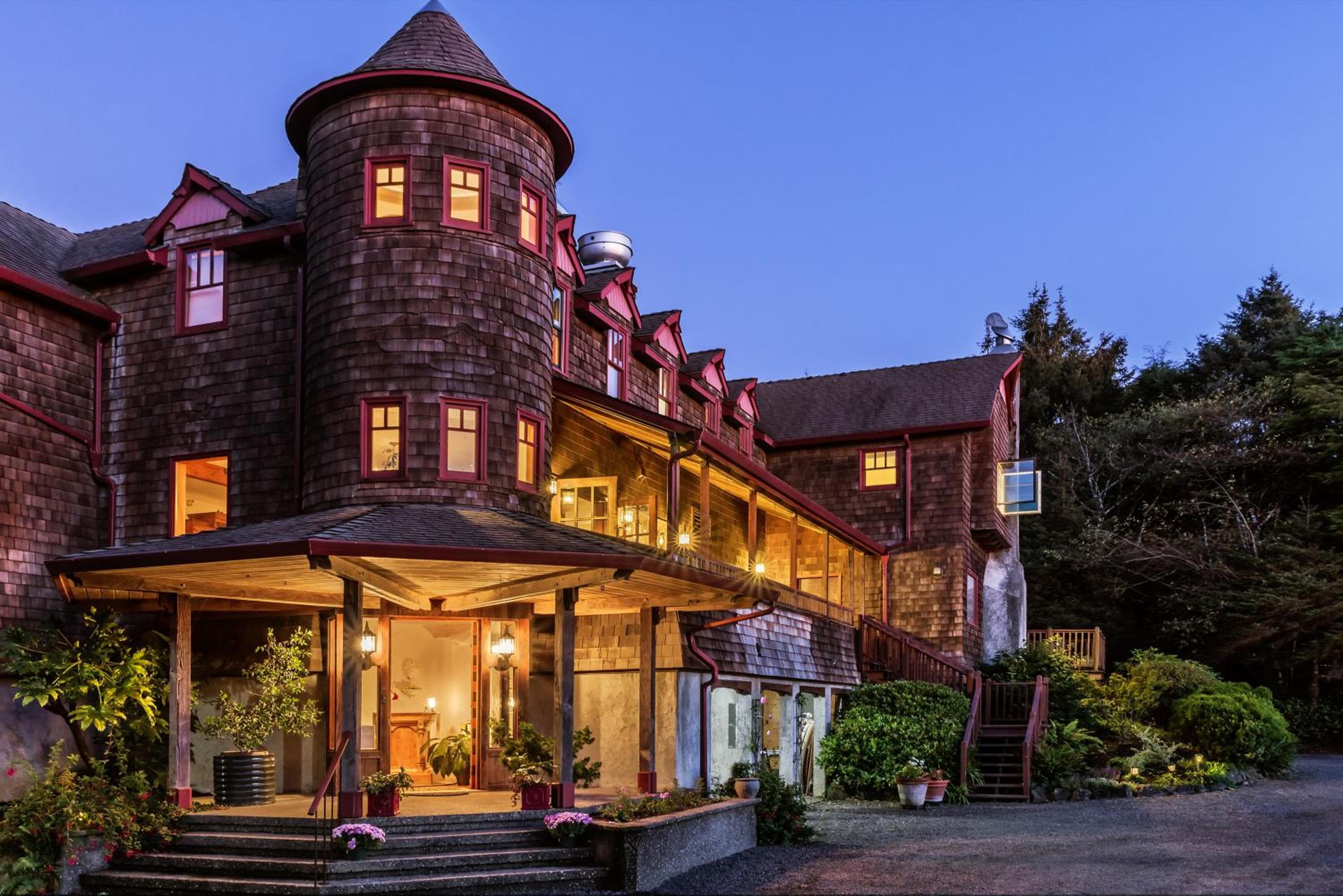 Arch Cape Inn and Retreat, wedding venue in Arch Cape, United States