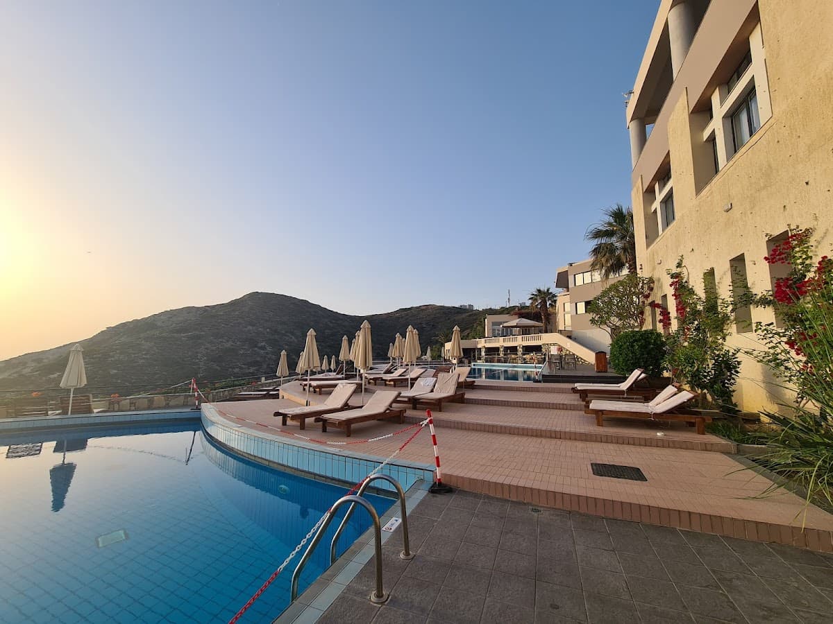 Athina Palace Resort & Spa: destination wedding venue in Mades 715 00, Greece