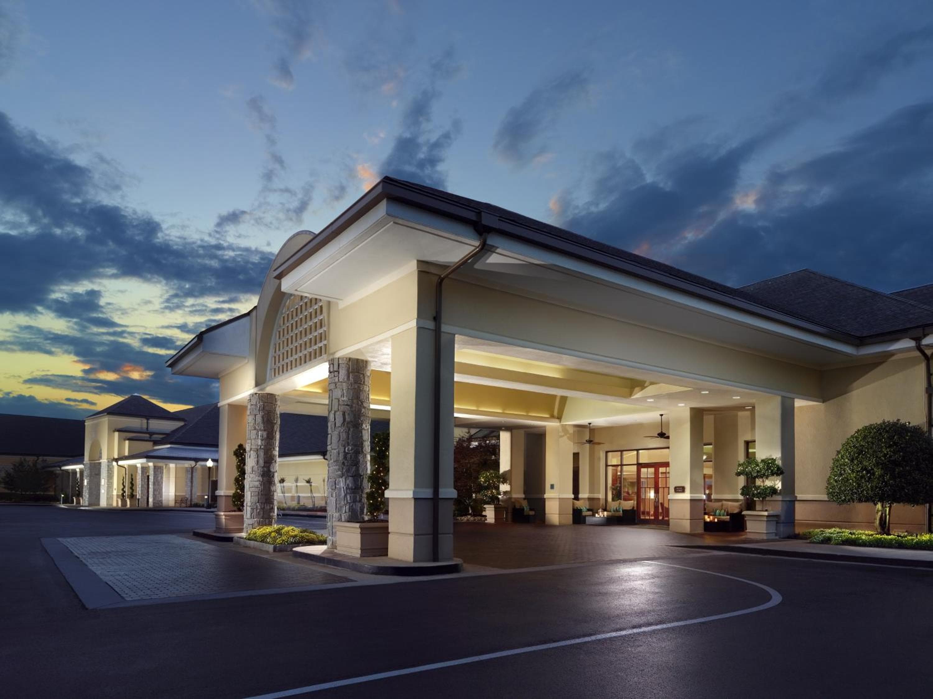 Atlanta Evergreen Lakeside Resort, wedding venue in Stone Mountain, United States