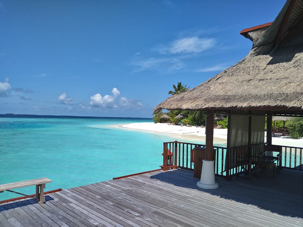 Banyan Tree Vabbinfaru, destination wedding venue in North Male Atoll, Maldives