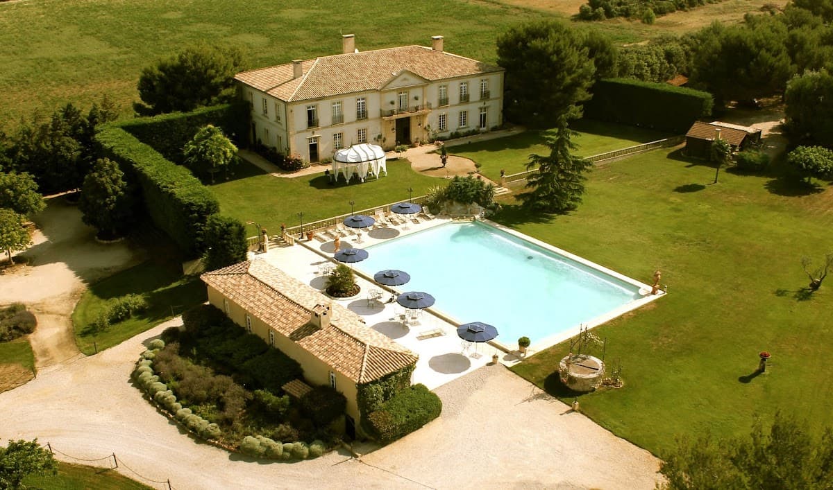 Bastide d'Astres: destination wedding venue in 13680 Lançon-Provence, France