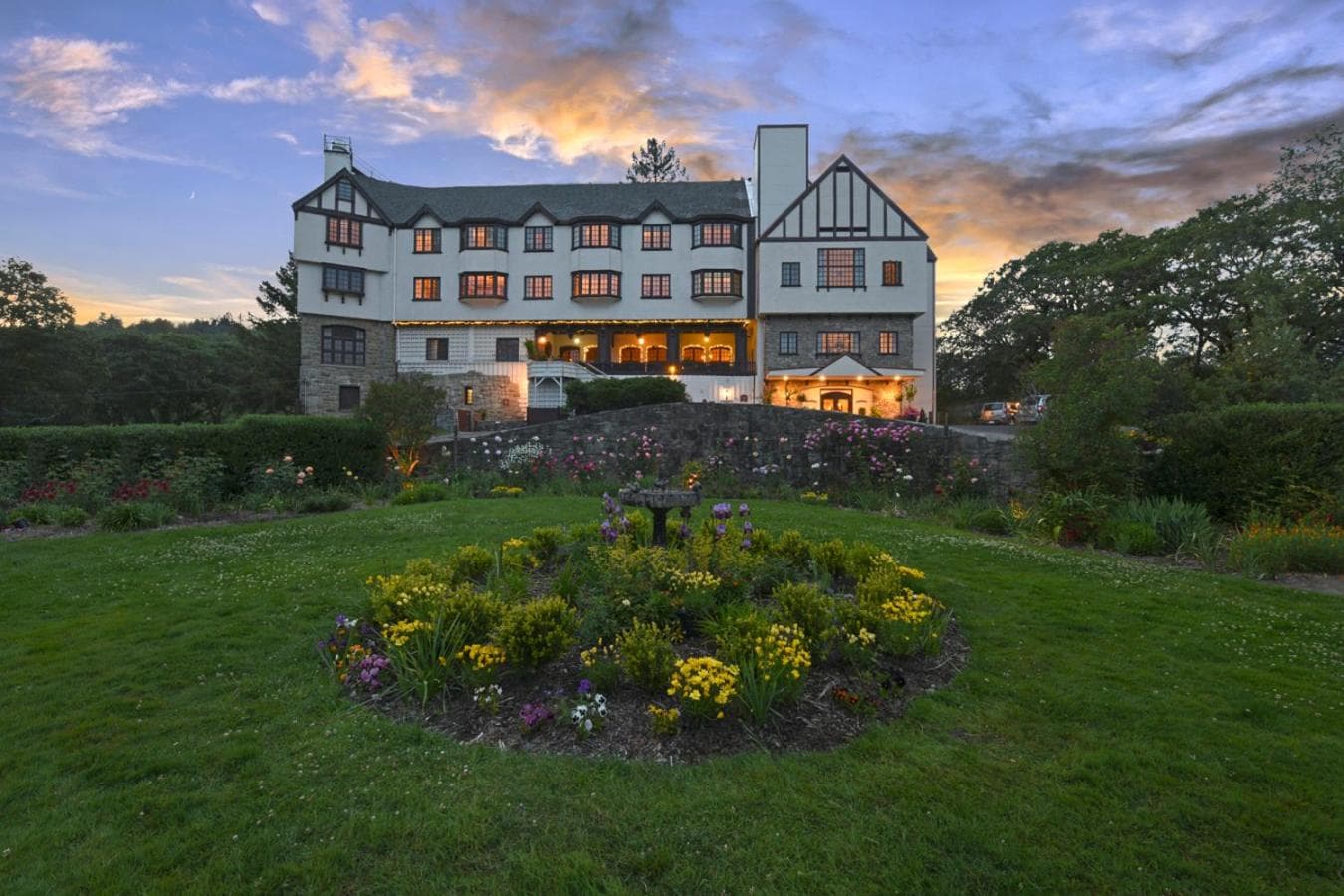 Benbow Historic Inn, wedding venue in Garberville, United States
