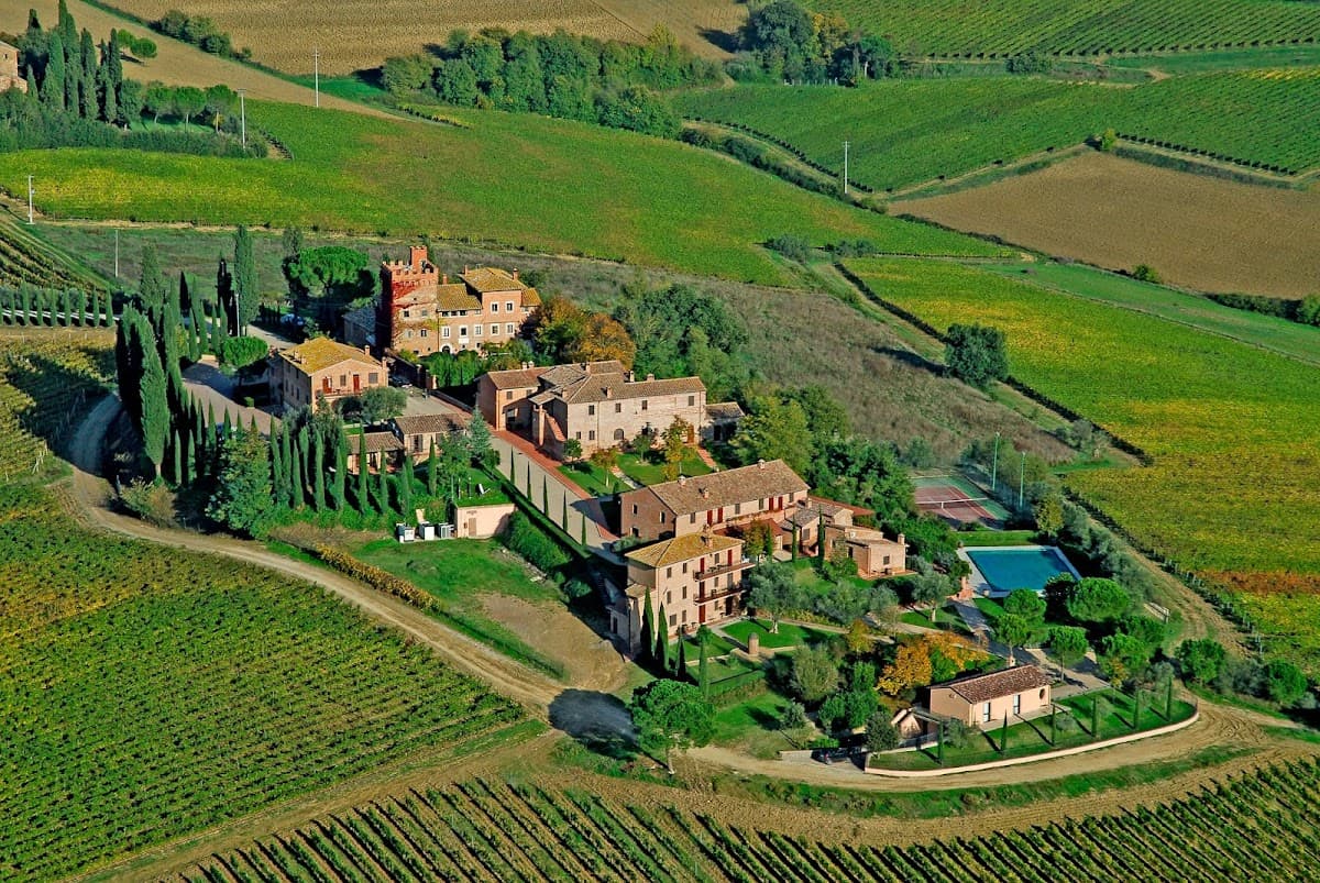Borgo Tre Rose - Country Hotel Montepulciano: destination wedding venue in 53045 Montepulciano SI, Italy