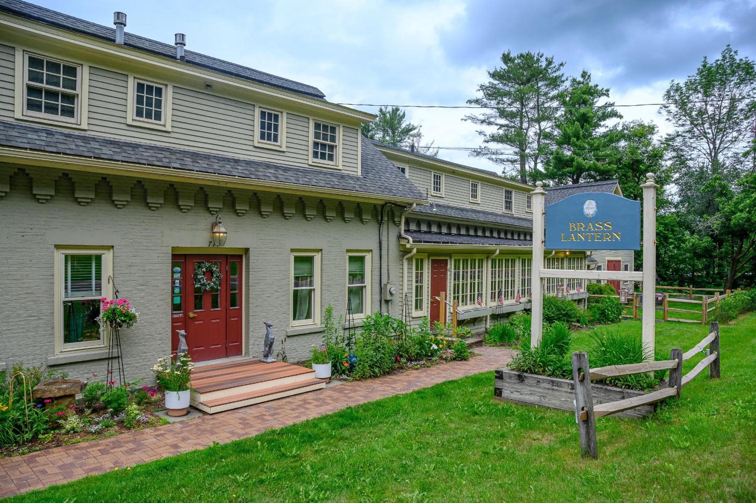 Brass Lantern Inn, wedding venue in Stowe, United States