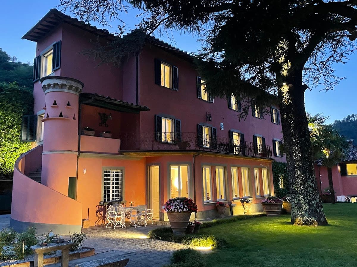 Burlamacchi Villas: destination wedding venue in Bagni di Lucca, Italy